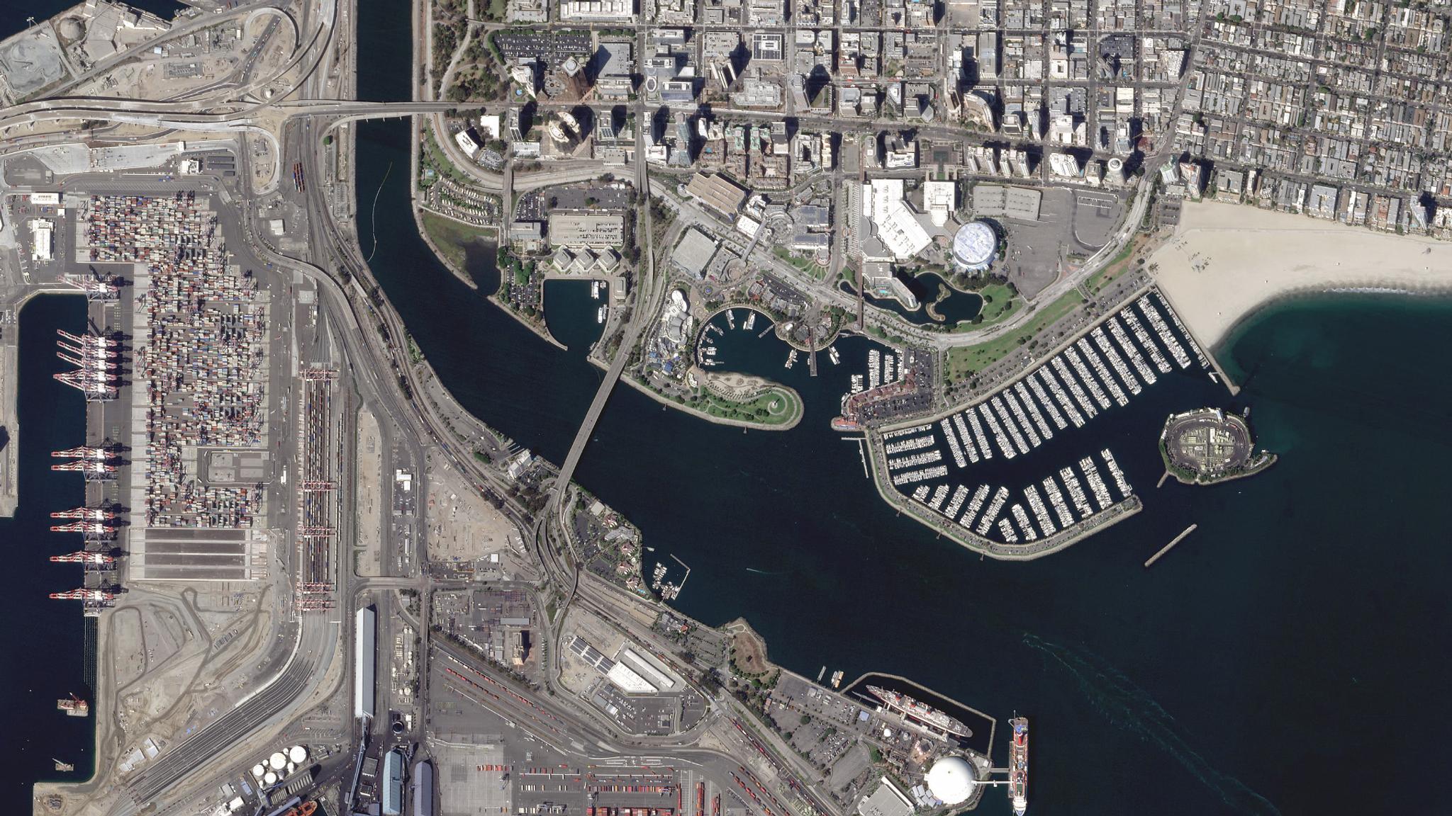 Port of Long Beach, California  © 2020, Planet Labs Inc. All Rights Reserved.